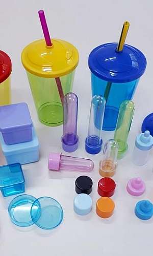 Empresas de injeção de peças plásticas