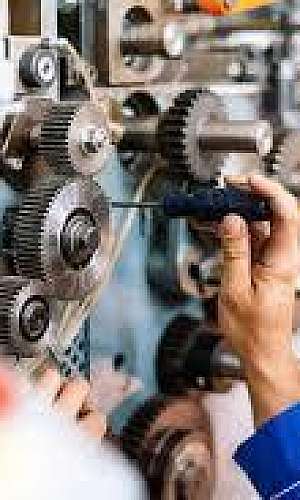 Manutenção de máquinas Manutenção de máquinas