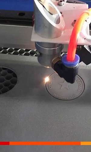 Máquina de corte a laser para borracha