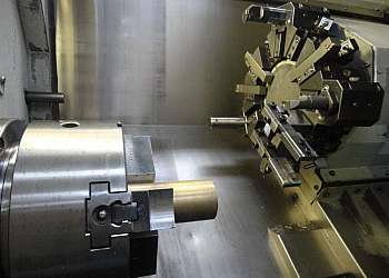 Peças fabricantes no torno Peças fabricantes no torno