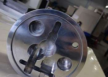 Serviços de tornearia Serviços de tornearia