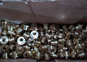 Usinagem de peças metálicas Usinagem de peças metálicas